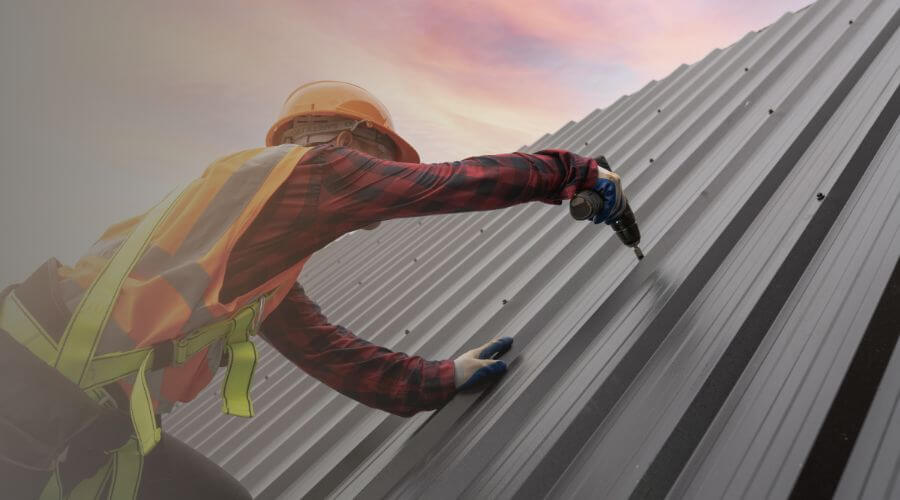 Professional gutter cleaning in Barnesville, GA